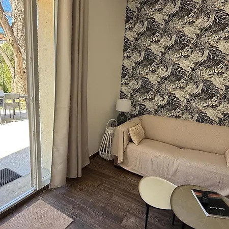 Casa Corbaia: Cozy With Garden Near Town & Sea Apartment