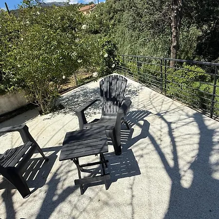 Casa Corbaia: Cozy With Garden Near Town & Sea *