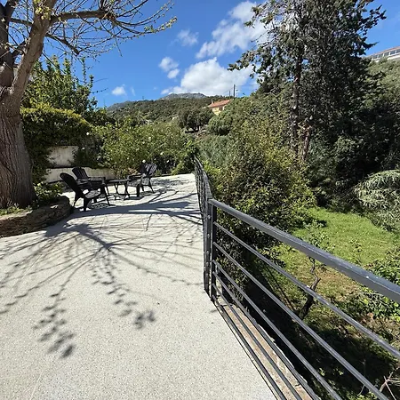 Casa Corbaia: Cozy With Garden Near Town & Sea Apartment